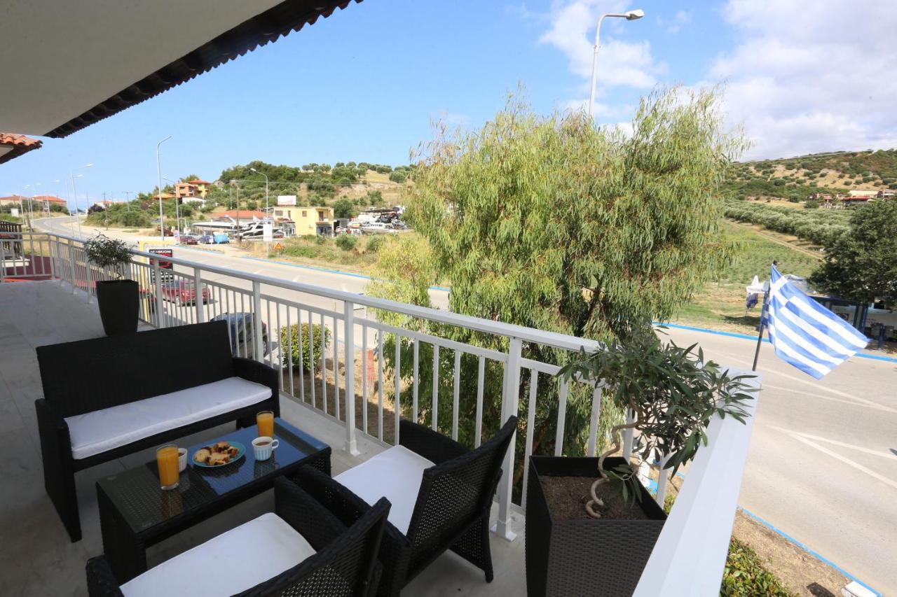 Mare Monte Luxury Apartments 1 Néa Szkióni Kültér fotó