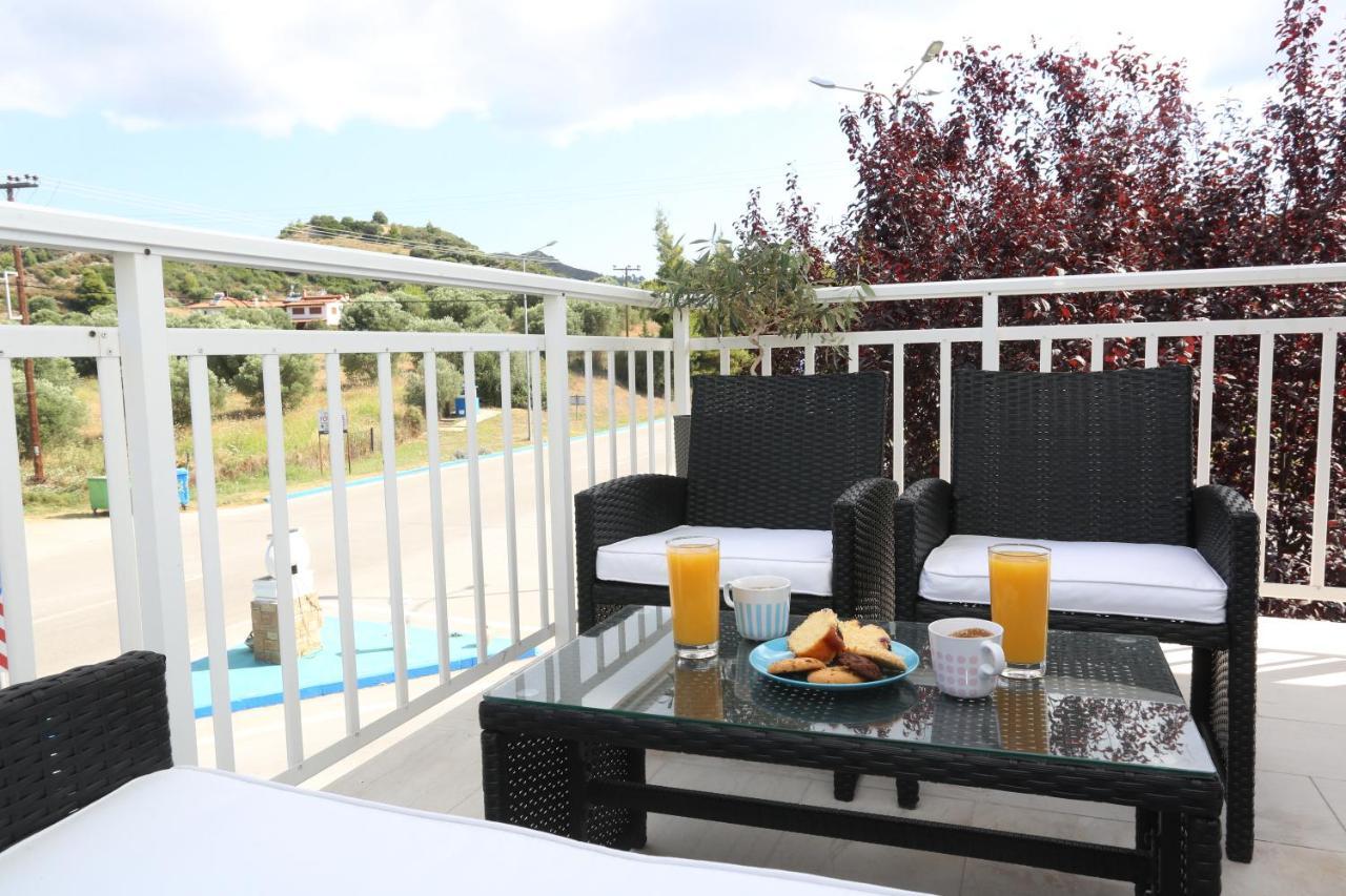Mare Monte Luxury Apartments 1 Néa Szkióni Kültér fotó