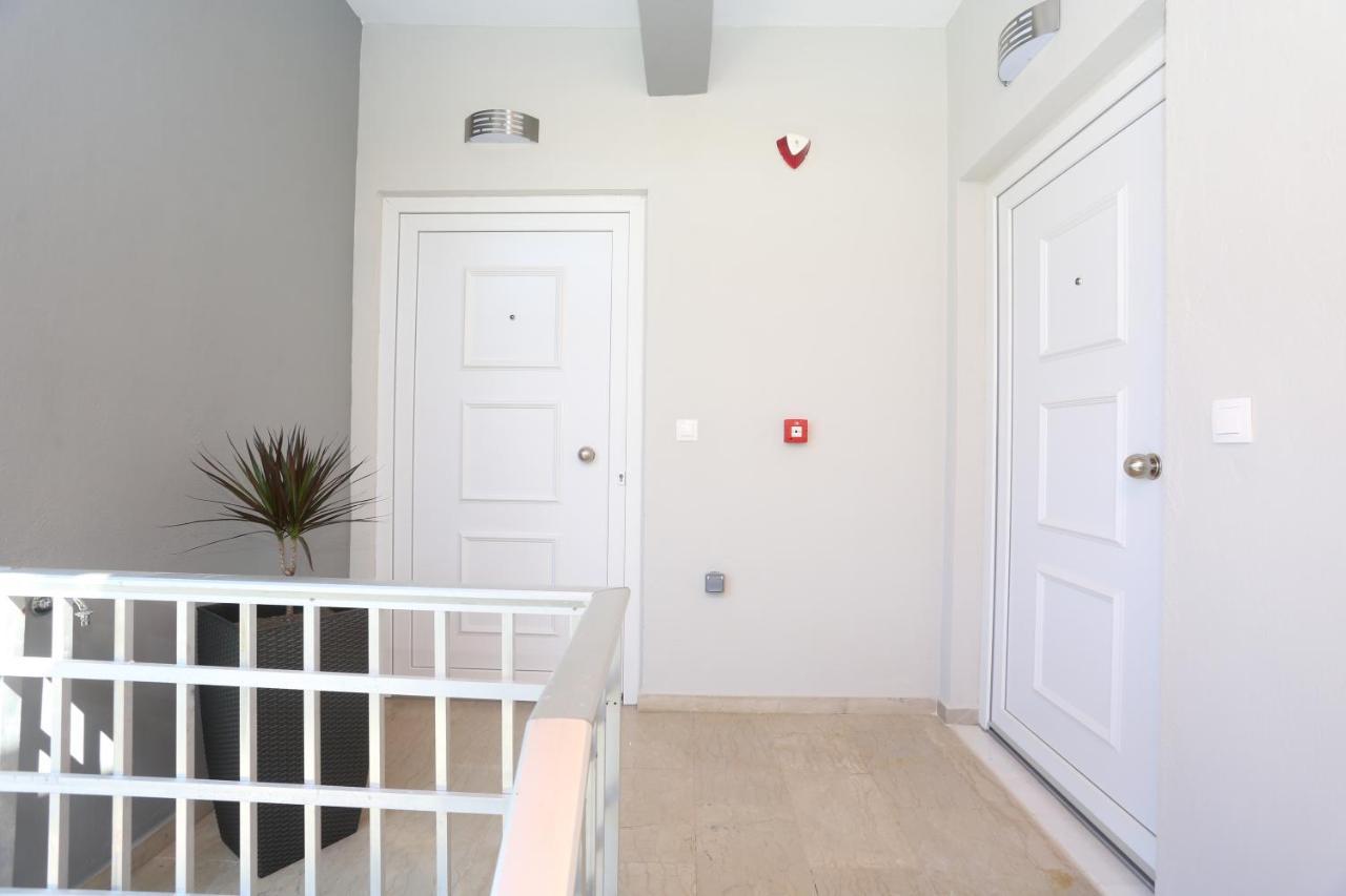 Mare Monte Luxury Apartments 1 Néa Szkióni Kültér fotó
